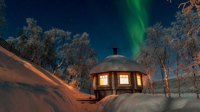 Lapland Ontdekken: Winterwonderland en Het Noorderlicht